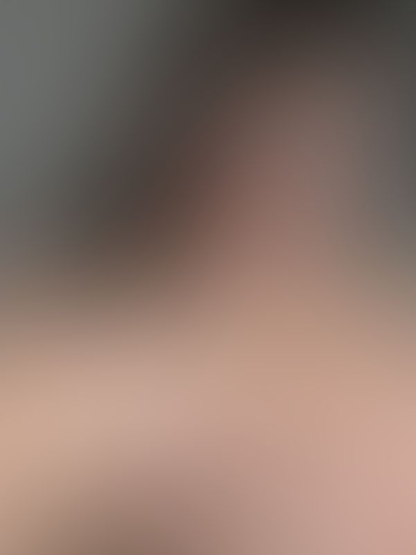 Me la das en las tetas?