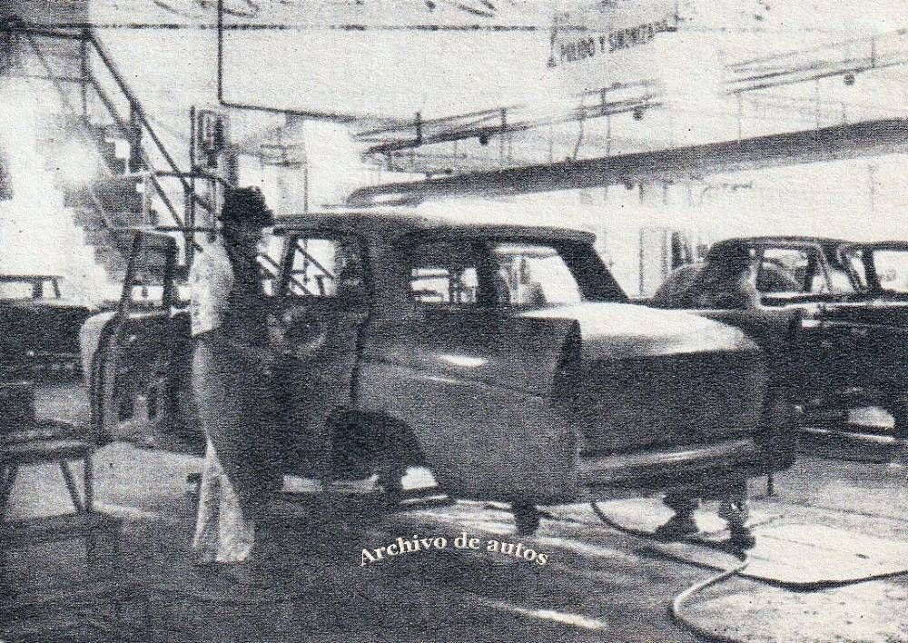 Línea de armado de carrocerías del Di Tella 1500