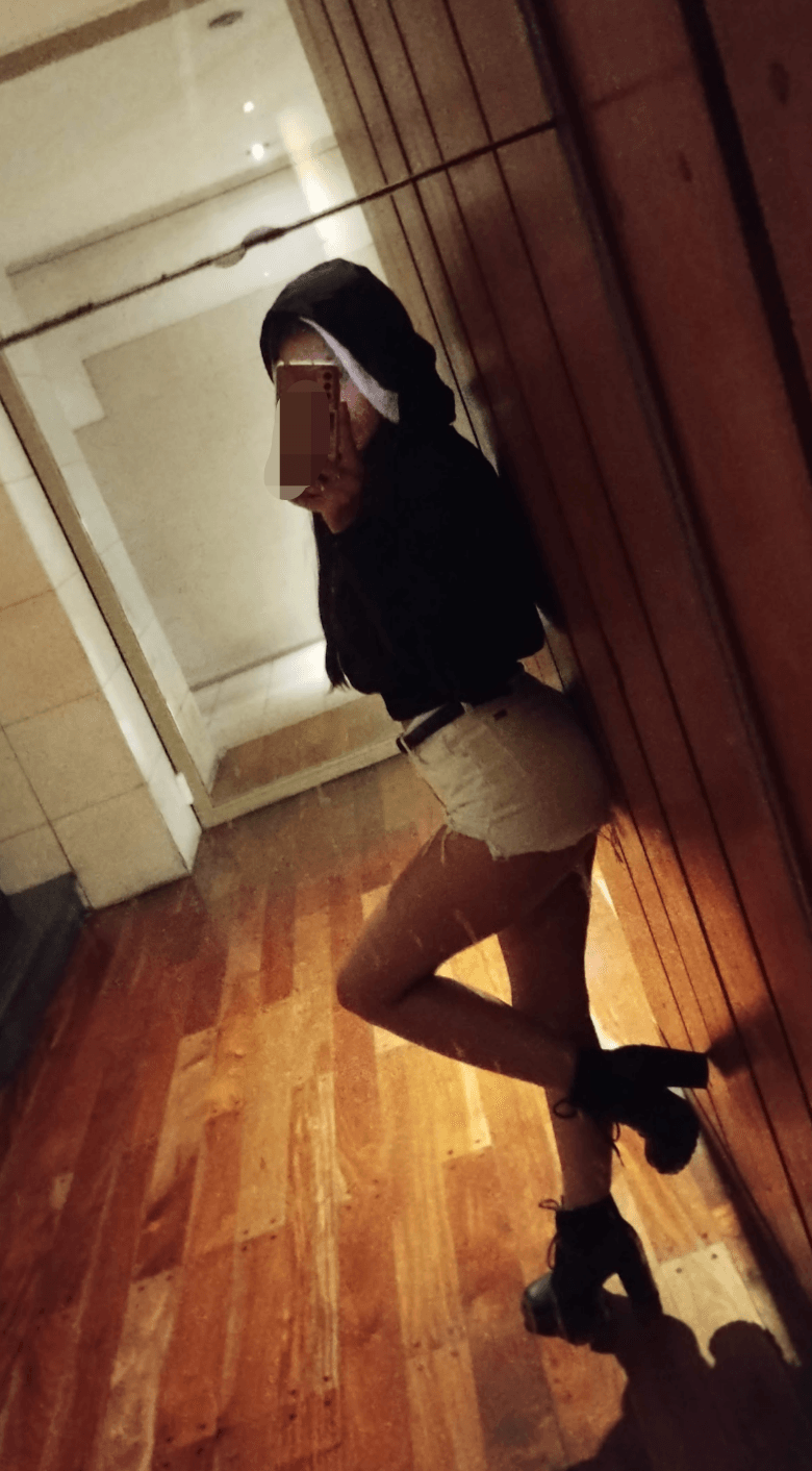 😘