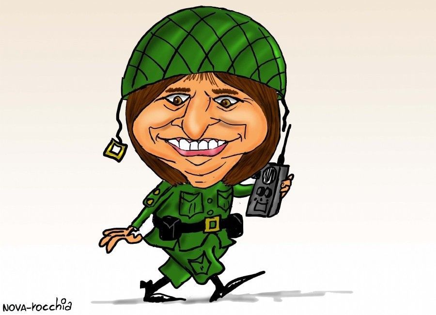 Bullrich deja el disfraz de ministra de Seguridad al fondo del placard y se...
