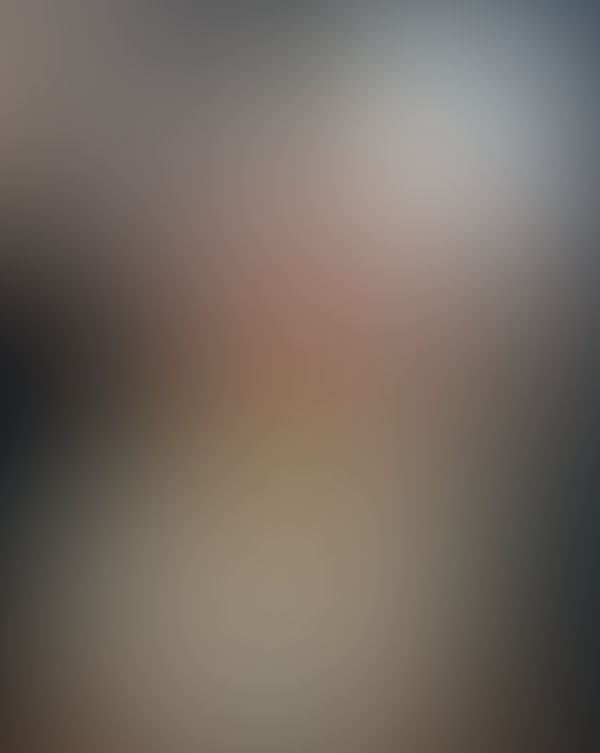 👩🏻‍⚕️💉👩🏻‍🎓📚