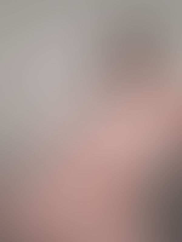 Sesión de fotos y tocándome las tetas