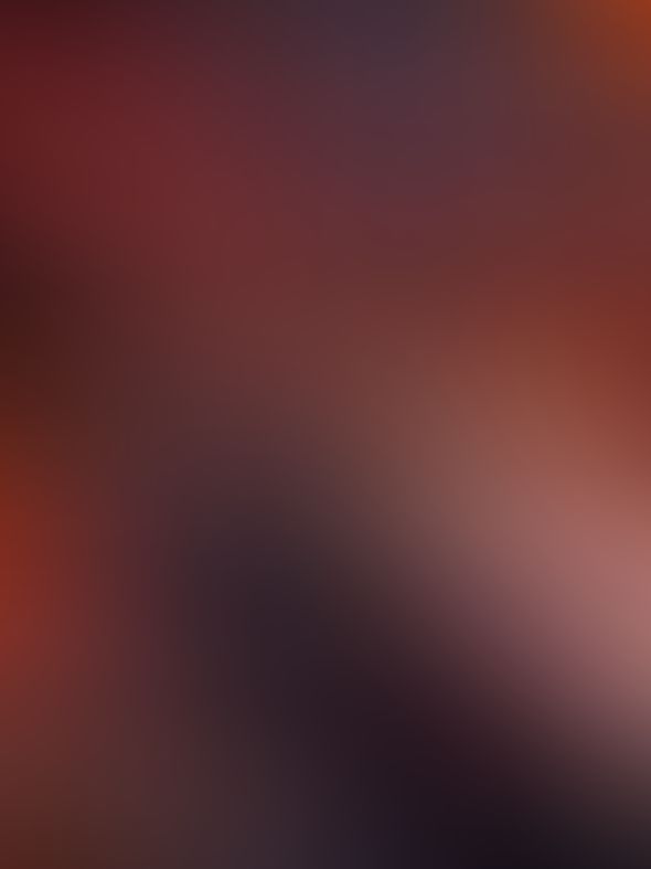 𝙃𝘼𝙇𝙇𝙊𝙒𝙀𝙉 ( 𝙛𝙤𝙩𝙤𝙨 𝙧𝙚𝙖𝙡𝙞𝙯𝙖𝙙𝙖 𝙘𝙤𝙣 𝙄𝘼) 🥵