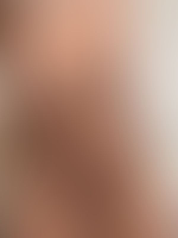 Foto unica desnuda , parte de arriba