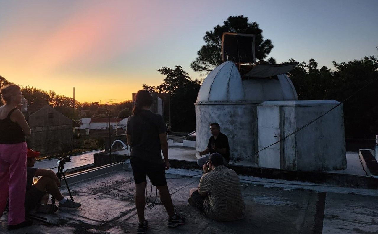 Filmando en el observatorio de Sebastián Colombo