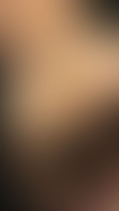 Se puso su hilo dental para que le de japi