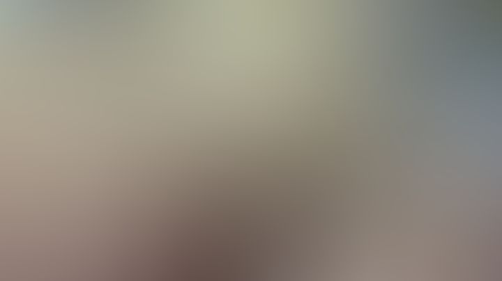 Mira como entra en mi rica conchita 😋