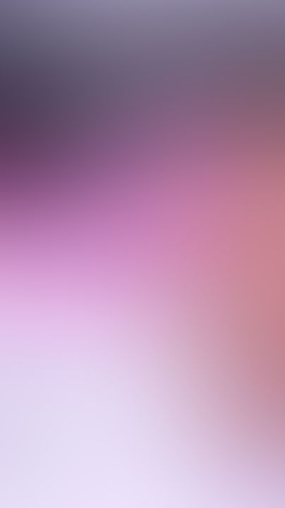 Me corro la tanga y muestro el agujero