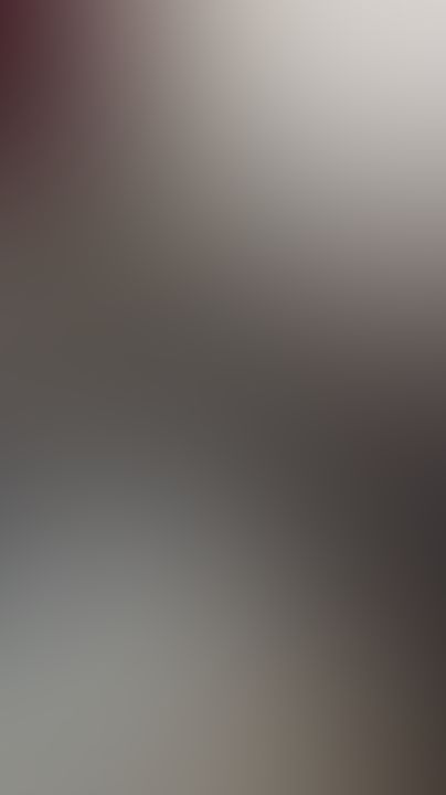 Haciéndole una paja con las uñas 💦